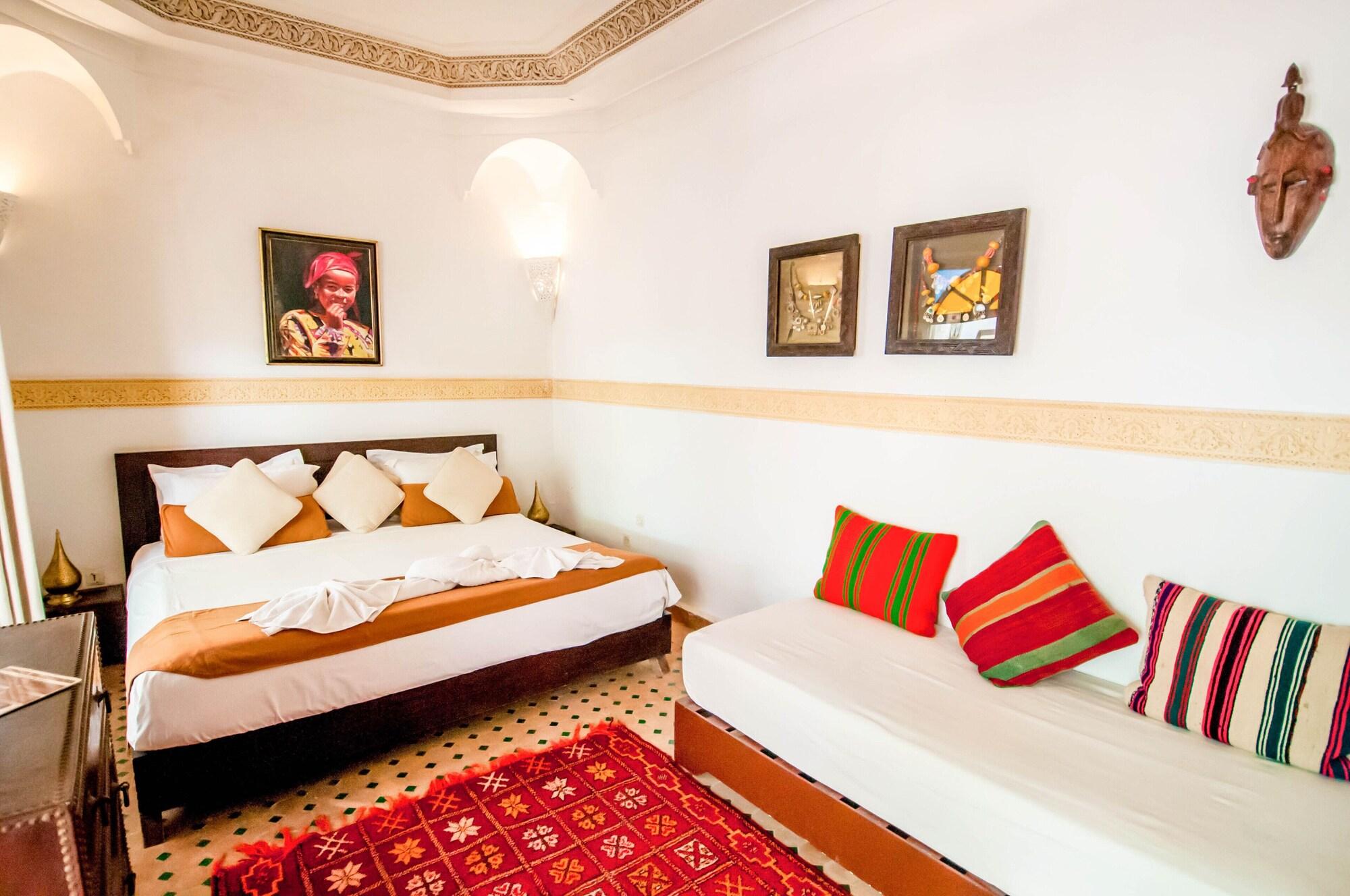 Almeria Hotel&spa 4*